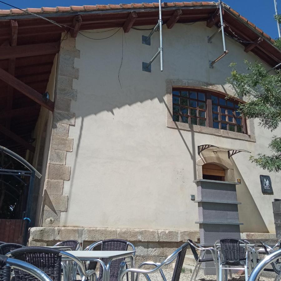 Albergue & Cafeteria Via De La Plata Hervás Exterior foto